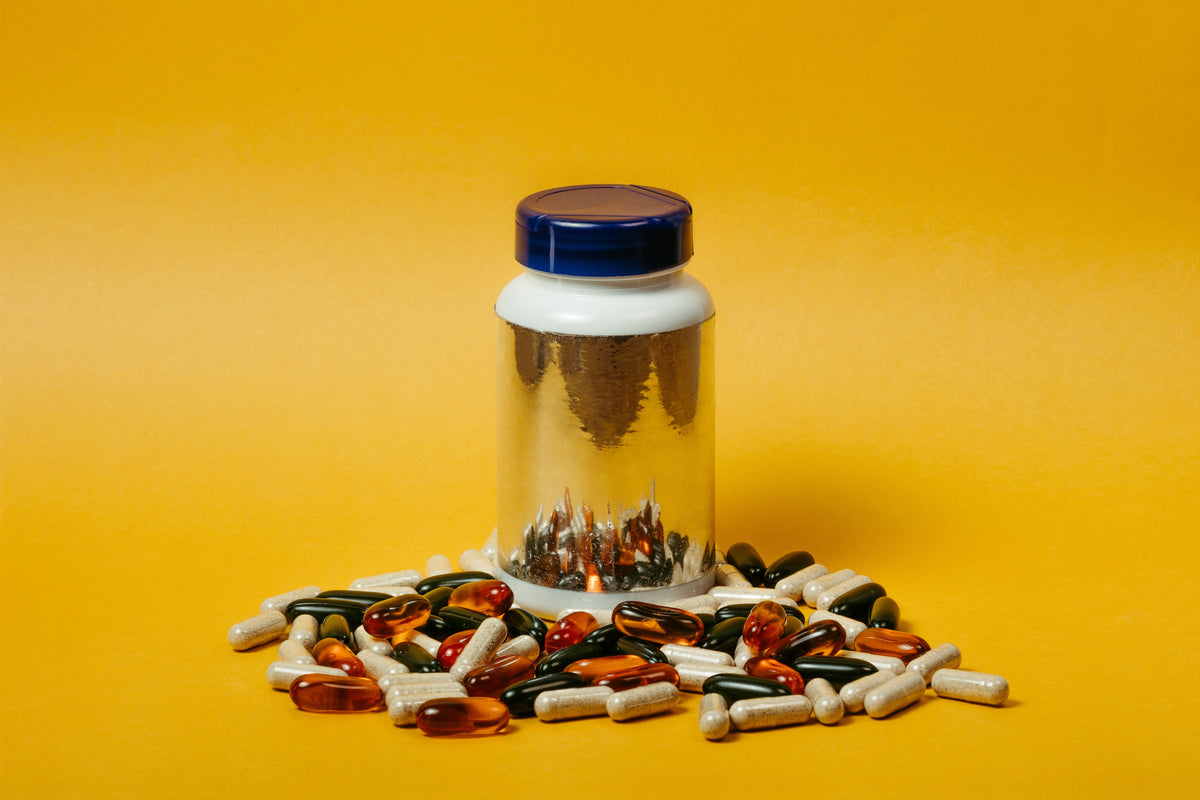 Magnesium Glycinate capsules and bottle
